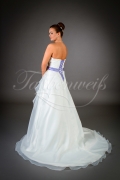 Brautkleid TW0002B - A-Linie mit Bolero lila Organza Spitze Perlen Schleppe 3