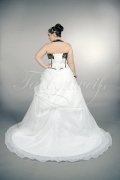 Brautkleid TW0171B - Übergröße Plus XXL Große Größe schwarz weiß Neckholder 3