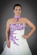 Brautkleid TW0189B - A-Linie lila Organza Spitze Perlen Schleppe Schnürung Halsband 2