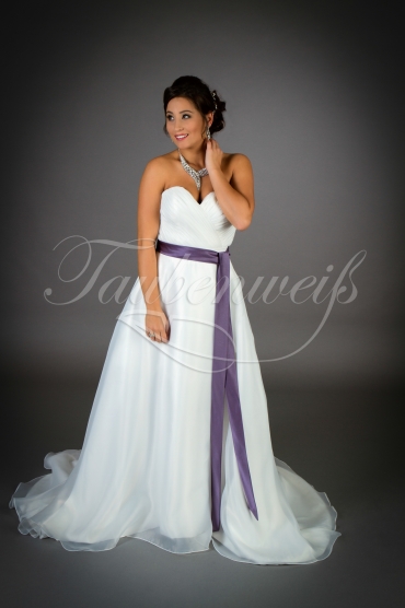 Brautkleid TW0025B - Organza lila Band Schleppe Herzausschnitt
