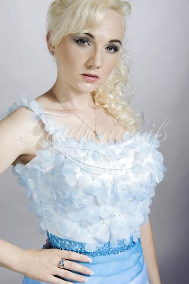 Abendkleid TW0002A - Abendkleid hellblau Organza Blüten Perlen Farbverlauf 2